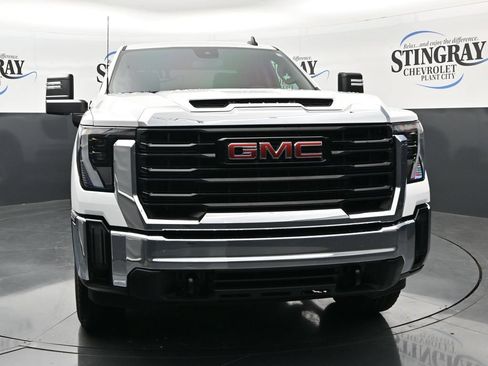 Used 2025 GMC Sierra 2500 Pro w/ Convenience Package AWD/4WD image 2