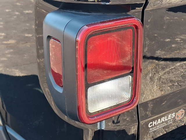 Used 2021 Jeep Gladiator Overland w/ Popular Equipment Package AWD/4WD image 10