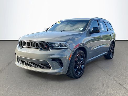 Used 2024 Dodge Durango GT w/ Blacktop Package RWD image 3