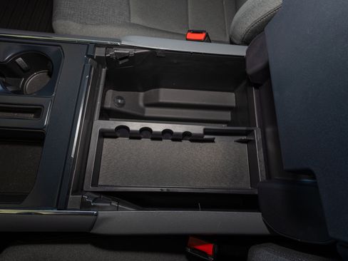 Used 2024 Ford F150 XLT w/ FX4 Off-Road Package image 16