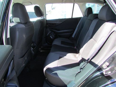Used 2021 Subaru Outback AWD/4WD image 29