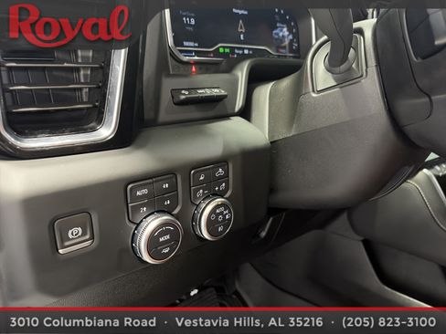 Used 2024 GMC Sierra 2500 Denali Ultimate w/ Max Trailering Package AWD/4WD image 25