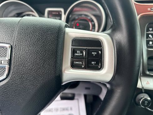 Used 2019 Dodge Journey SE w/ Premium Group FWD image 16