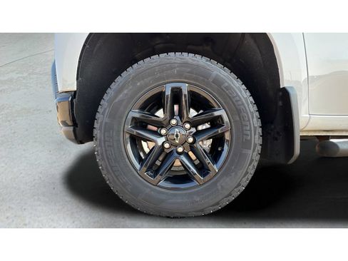 Certified 2020 Chevrolet Silverado 1500 LT Trail Boss AWD/4WD image 34