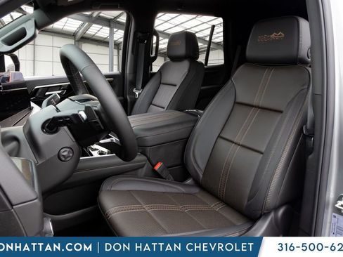 New 2026 Chevrolet Tahoe High Country AWD/4WD image 12