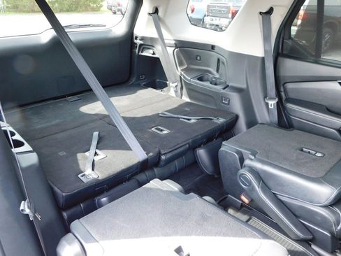 Used 2023 Honda Pilot EX-L image 31