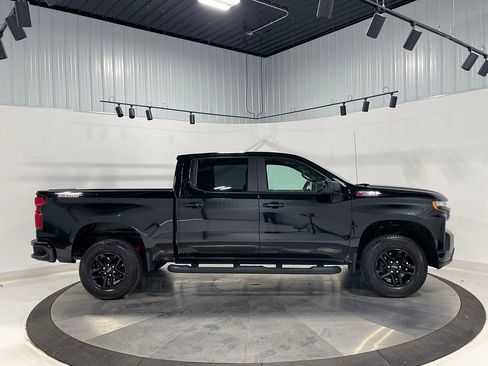 Used 2020 Chevrolet Silverado 1500 LT Trail Boss image 10