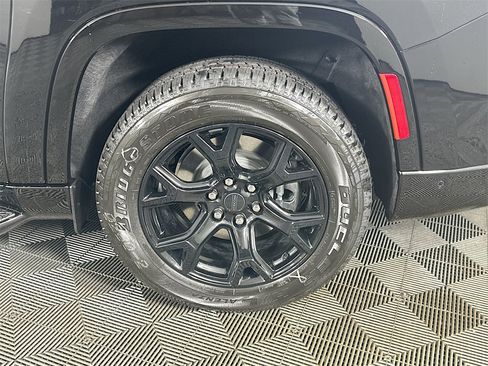 New 2025 Jeep Wagoneer L Series II w/ Convenience Group I image 17