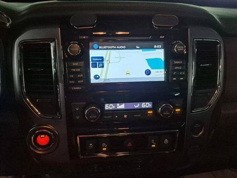 Used 2018 Nissan Titan Platinum Reserve w/ Platinum Utility Package RWD image 16