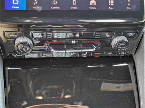 New 2025 Jeep Grand Cherokee Limited w/ Black Appearance Package image 21