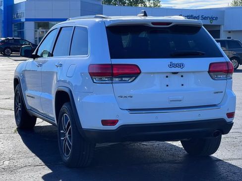 Used 2018 Jeep Grand Cherokee Limited AWD/4WD image 15