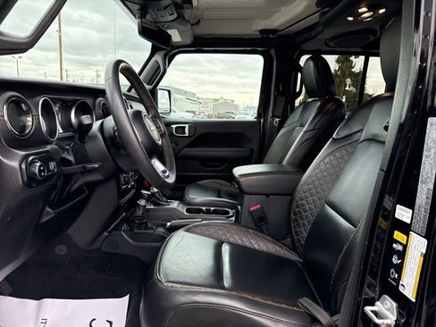 Used 2023 Jeep Gladiator Overland image 23