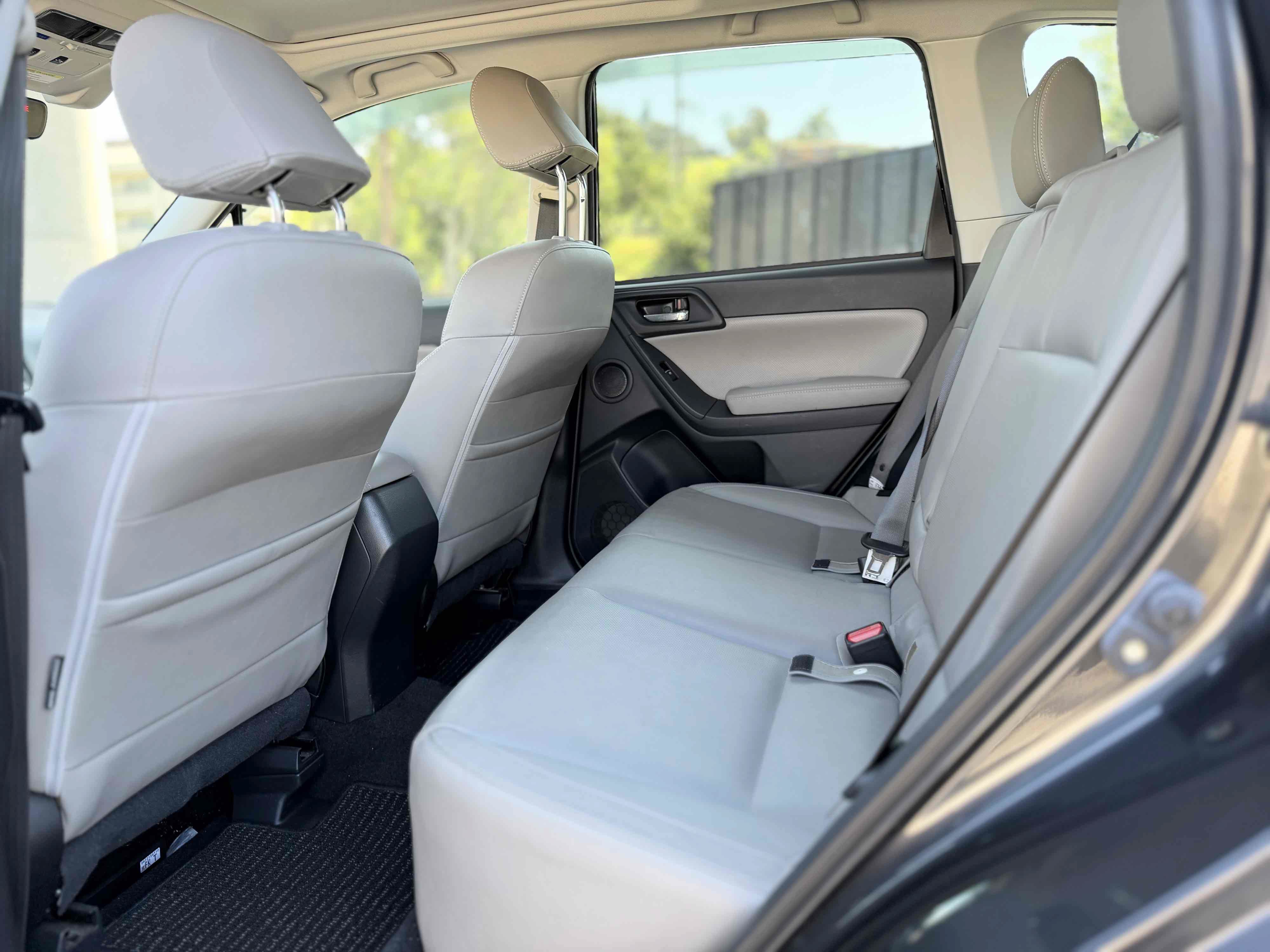 Used 2017 Subaru Forester 2.5i Limited AWD/4WD image 24