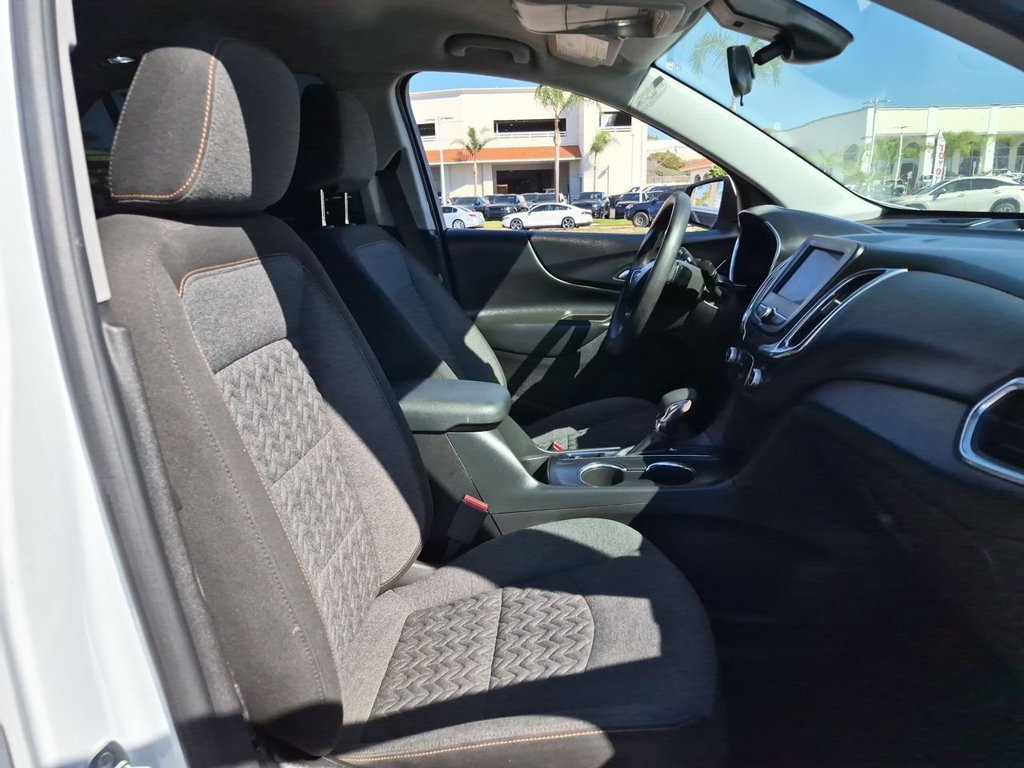 Used 2023 Chevrolet Equinox LT FWD image 28