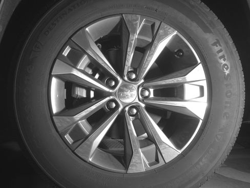 Used 2025 Chevrolet Equinox LT image 12