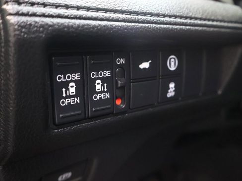 Used 2023 Honda Odyssey Sport image 21