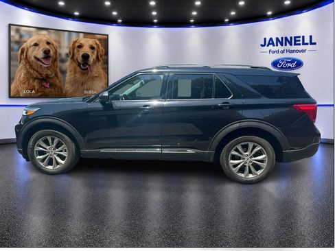 Used 2023 Ford Explorer XLT w/ Equipment Group 202A AWD/4WD image 9