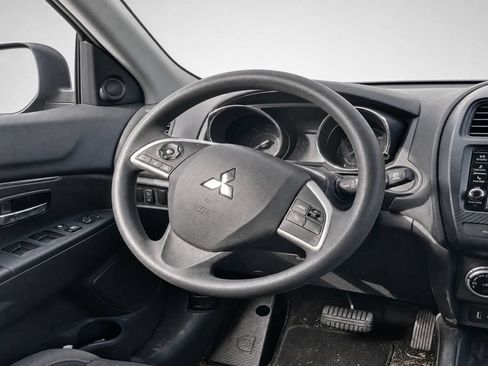 Used 2021 Mitsubishi Outlander Sport ES AWD/4WD image 32