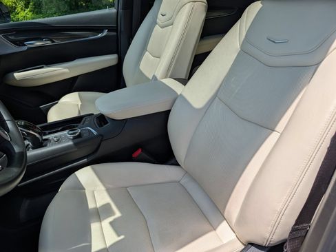 Used 2021 Cadillac XT5 Sportv AWD/4WD image 24