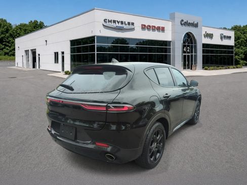 Used 2024 Dodge Hornet R/T w/ Tech Pack w/o Parking AWD/4WD image 6