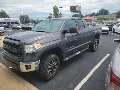 Used 2016 Toyota Tundra SR5 w/ TRD Off Road Package AWD/4WD image 3
