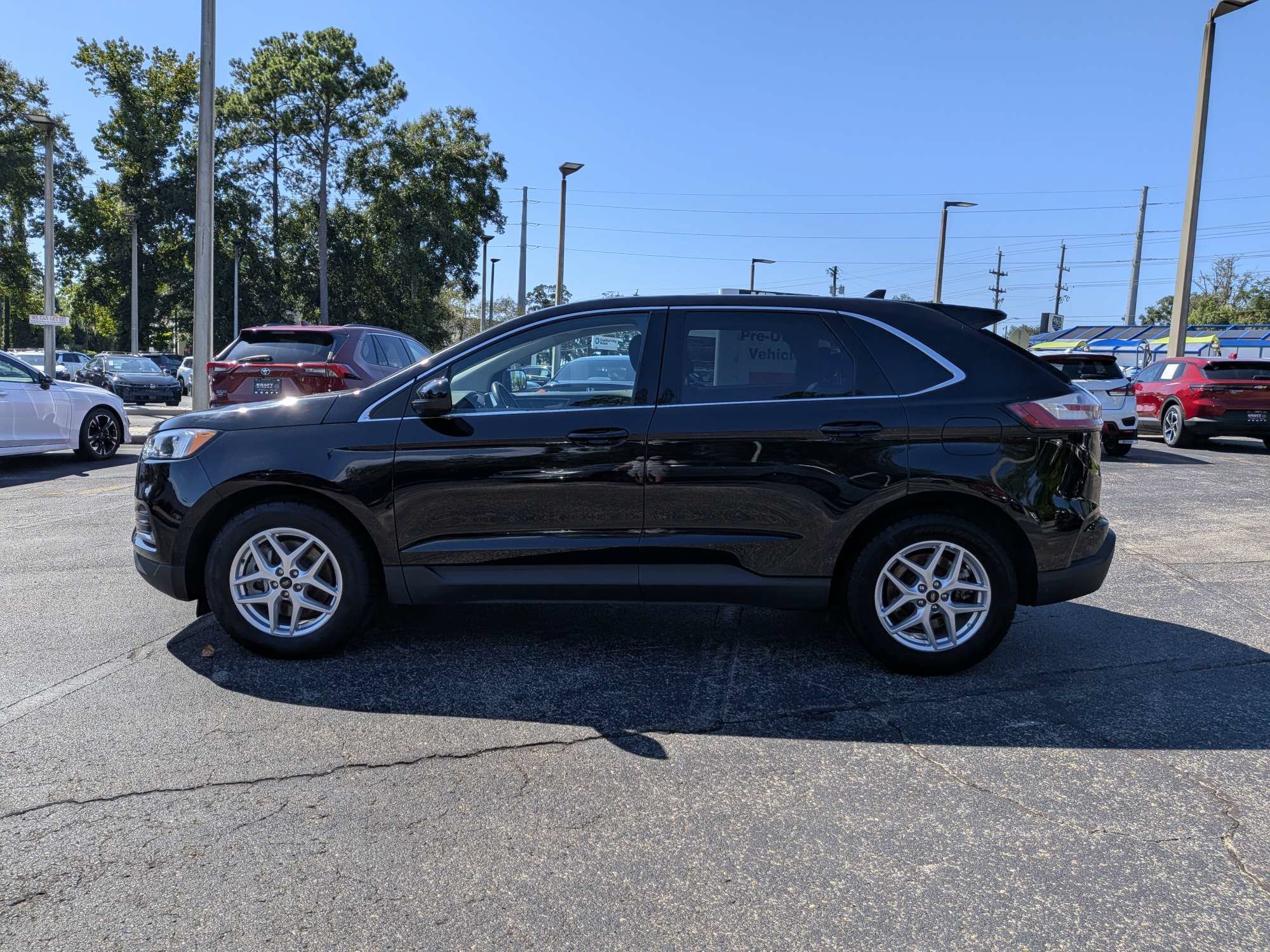 Used 2024 Ford Edge SEL AWD/4WD image 7