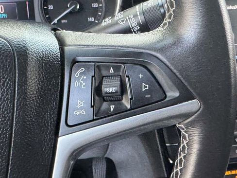 Used 2022 Buick Encore Preferred w/ Safety Package image 21