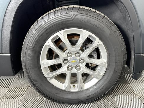 Used 2020 Chevrolet Traverse LT w/ LPO, Cargo Package AWD/4WD image 30