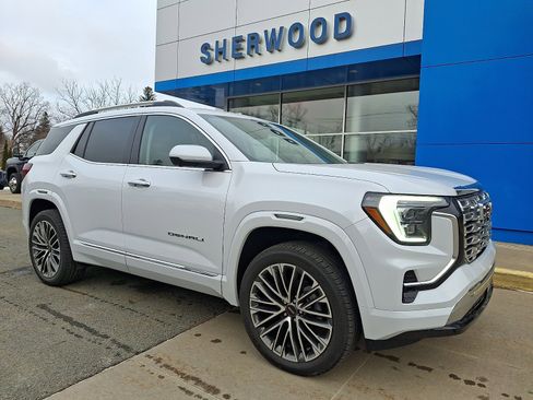 New 2026 GMC Terrain Denali w/ LPO, Floor Liner Package image 1