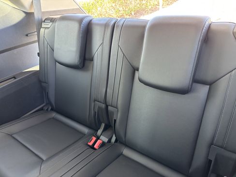 Used 2019 Volkswagen Atlas SEL image 32