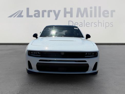 New 2026 Dodge Charger R/T AWD/4WD image 9