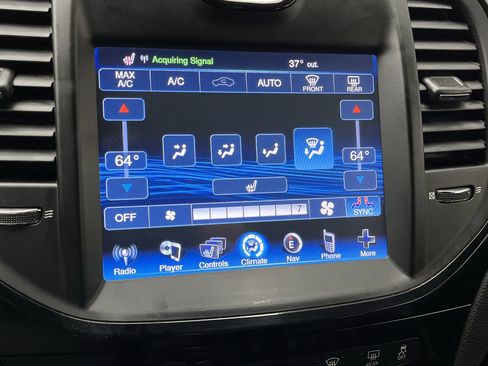 Used 2013 Chrysler 300 S image 18