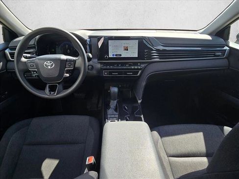 Used 2025 Toyota Camry LE FWD image 15
