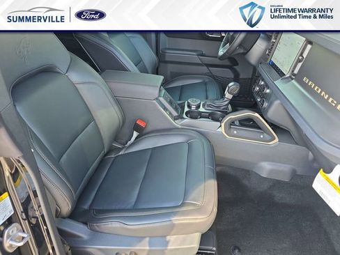 New 2025 Ford Bronco Badlands AWD/4WD image 12