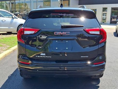 Used 2023 GMC Terrain Denali w/ Denali Premium Package AWD/4WD image 5