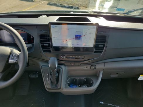 New 2026 Ford Transit 250 148 Medium Roof RWD image 21
