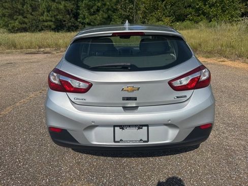 Used 2018 Chevrolet Cruze Premier w/ Enhanced Convenience Package image 8