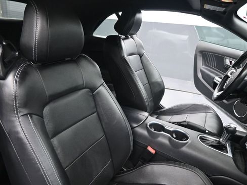 Used 2023 Ford Mustang Premium image 27