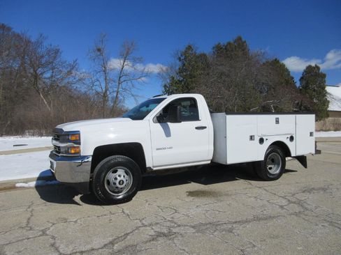 Used 2015 Chevrolet Silverado 3500 W/T image 23