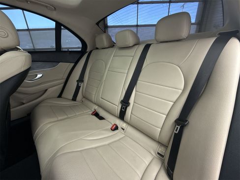 Used 2017 Mercedes-Benz C 300 Sedan w/ Premium 3 Package image 31