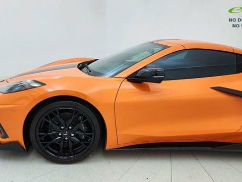 Used 2023 Chevrolet Corvette Stingray Preferred Cpe w/ Z51 Performance Package RWD image 9