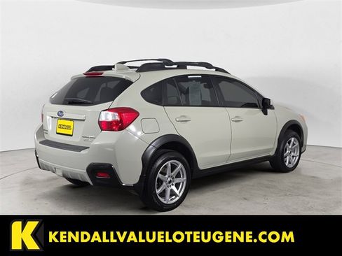 Used 2017 Subaru Crosstrek 2.0i Premium image 5