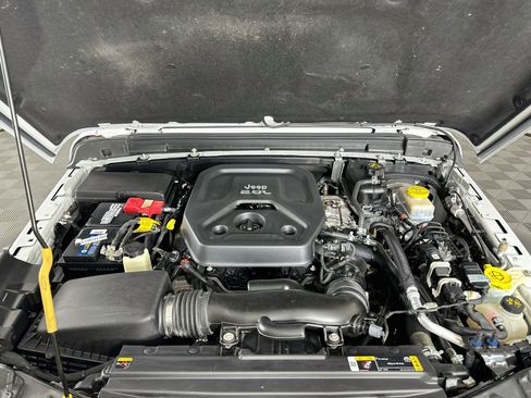Used 2022 Jeep Wrangler Unlimited Sport AWD/4WD image 30