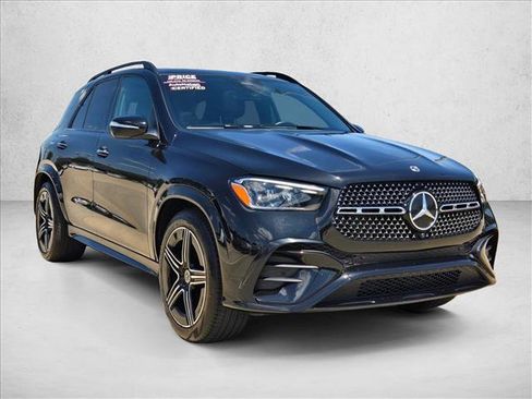 Used 2025 Mercedes-Benz GLE 350 4MATIC w/ AMG Line Exterior image 3