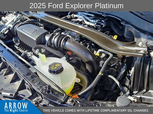 Used 2025 Ford Explorer Platinum w/ Ultimate Package AWD/4WD image 15