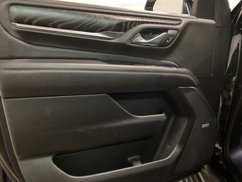 Used 2023 GMC Yukon XL Denali image 14