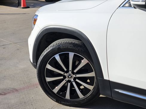 Certified 2022 Mercedes-Benz GLB 250 image 5