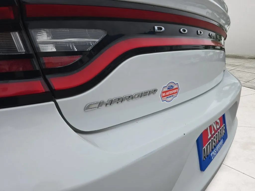 Used 2016 Dodge Charger R/T RWD image 21