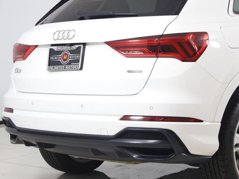 Used 2019 Audi Q3 2.0T Premium w/ Convenience Package AWD/4WD image 39