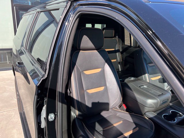 Used 2021 GMC Yukon XL AT4 w/ AT4 Premium Plus Package AWD/4WD image 33